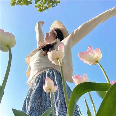 妖姬莎塔海报